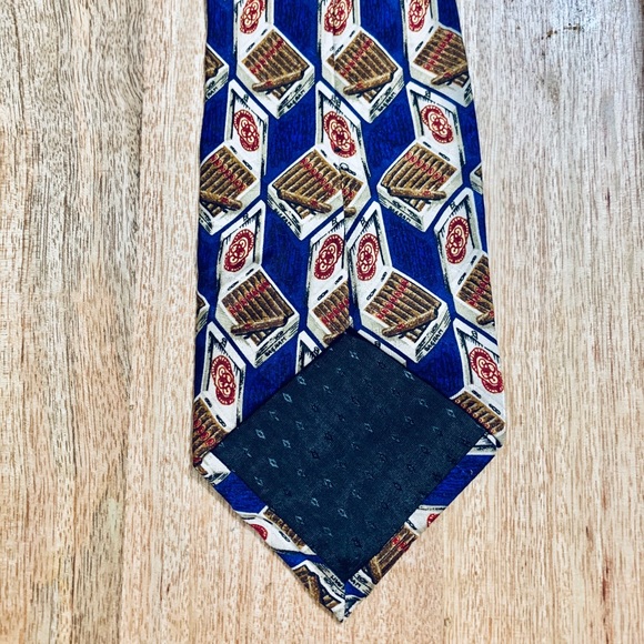 Les Impromptus Paris 100% Silk Cigar Tie Motif - Picture 2 of 3
